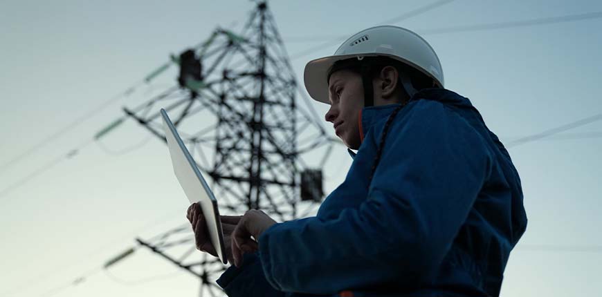 Uitbreiding stroomnet moeilijk door grondtekort